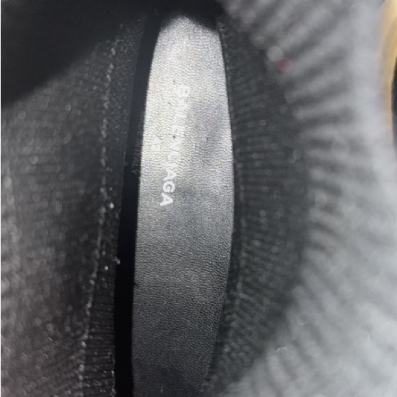 Balenciaga Speed runners size 9 1/2 - Picture 3 of 3